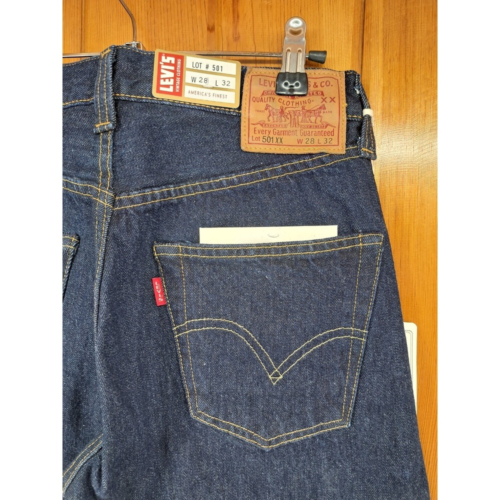Levis Vintage Clothing 28x32 LVC 1947 501 Original Fit Selvedge Jeans